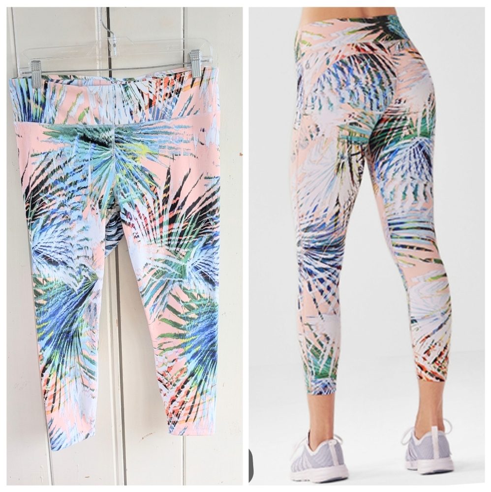 Guru Active Midrise Capri Length Multicolor Leggi… - image 2